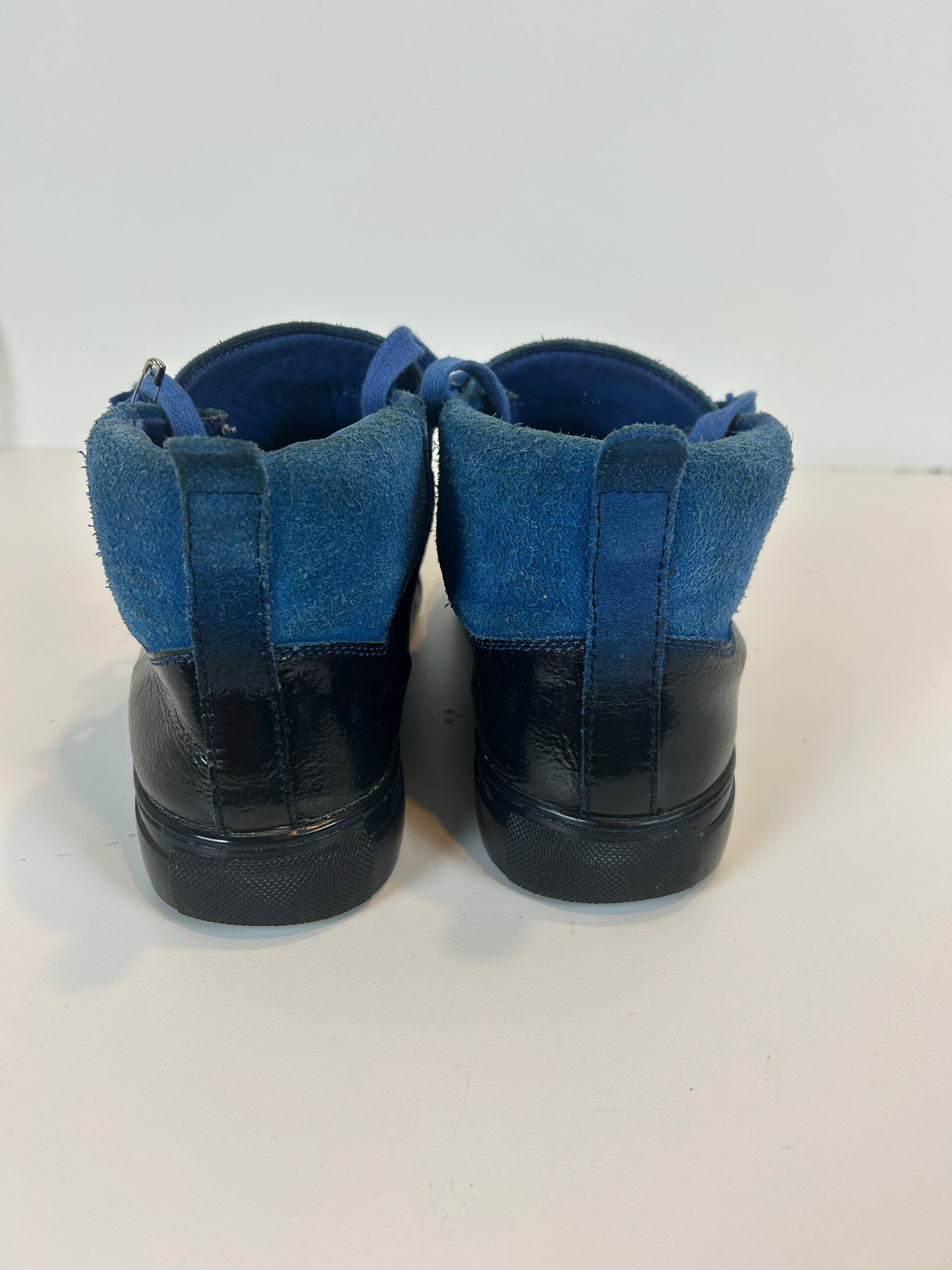 Balenciaga ombre blue arenas 10 US 43 EU