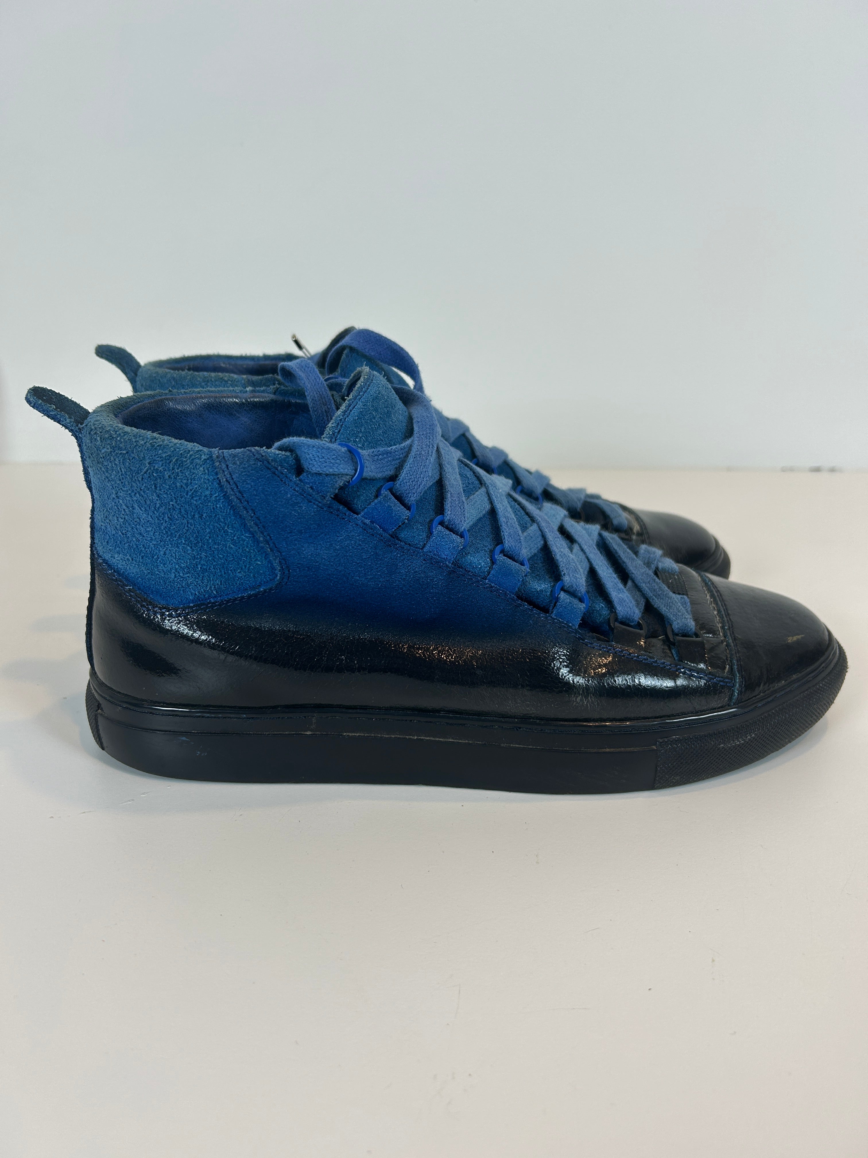 Balenciaga ombre blue arenas 10 US 43 EU