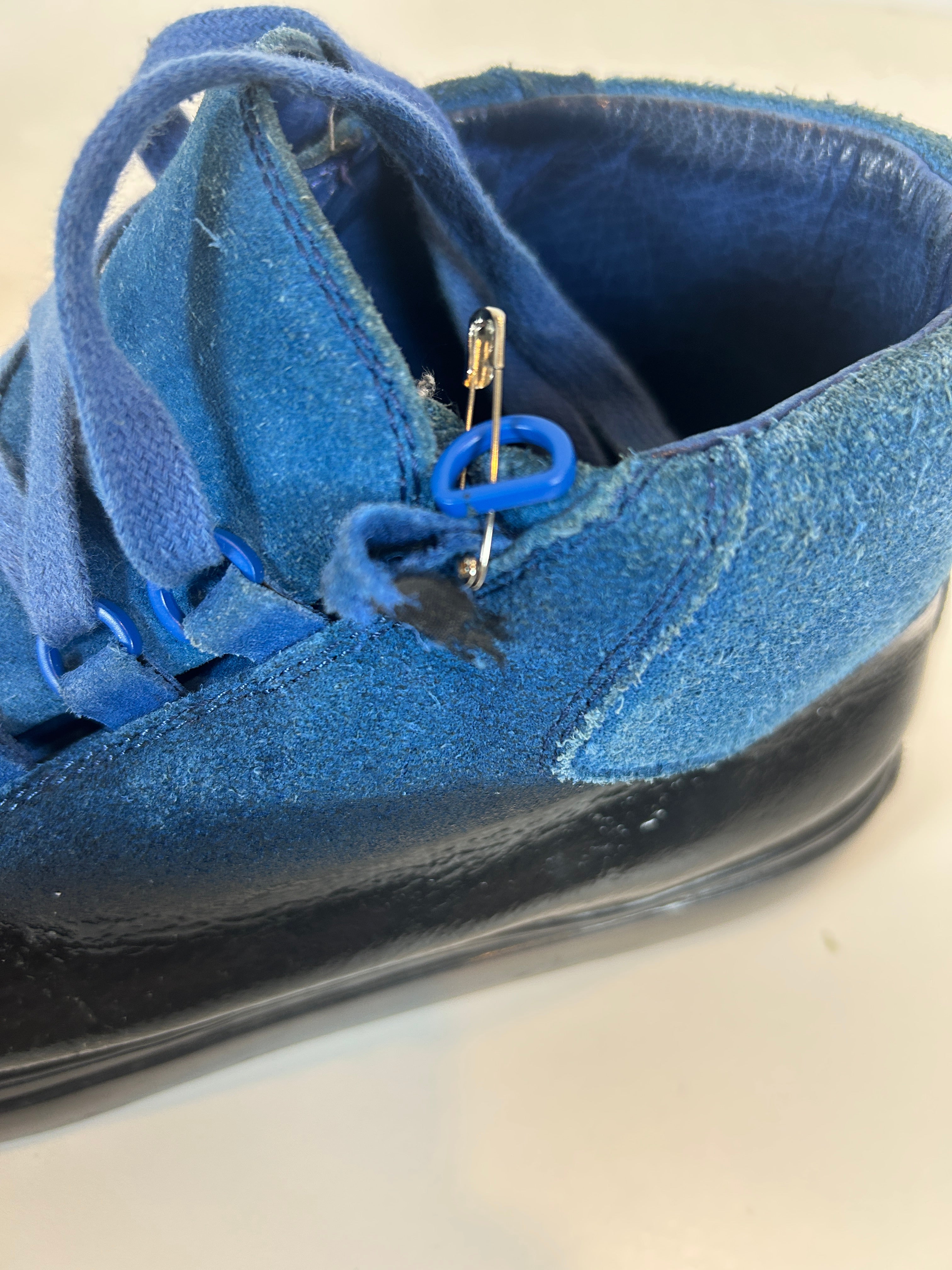 Balenciaga ombre blue arenas 10 US 43 EU