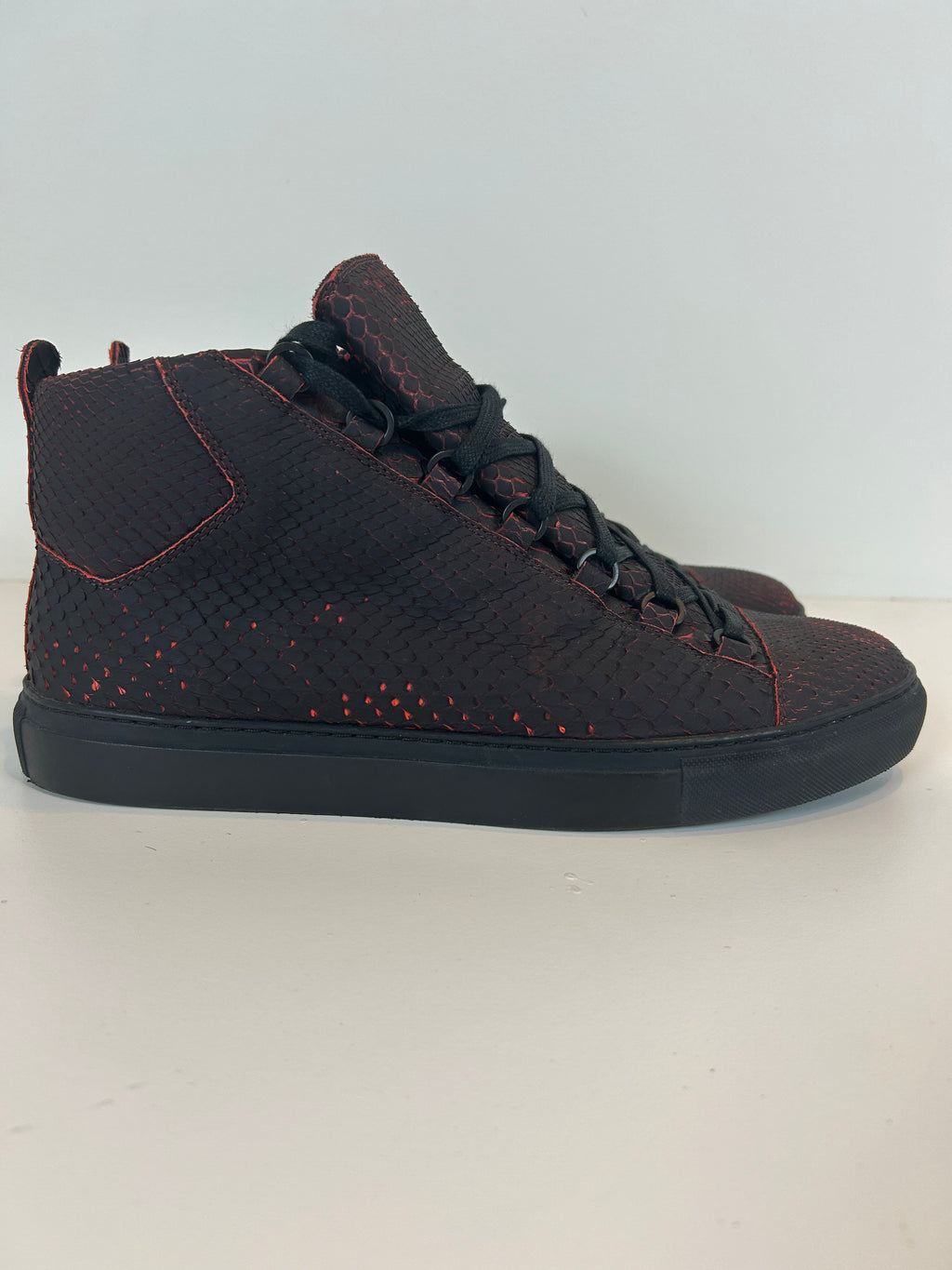 Balenciaga snake skin arenas size 11 US 44 EU