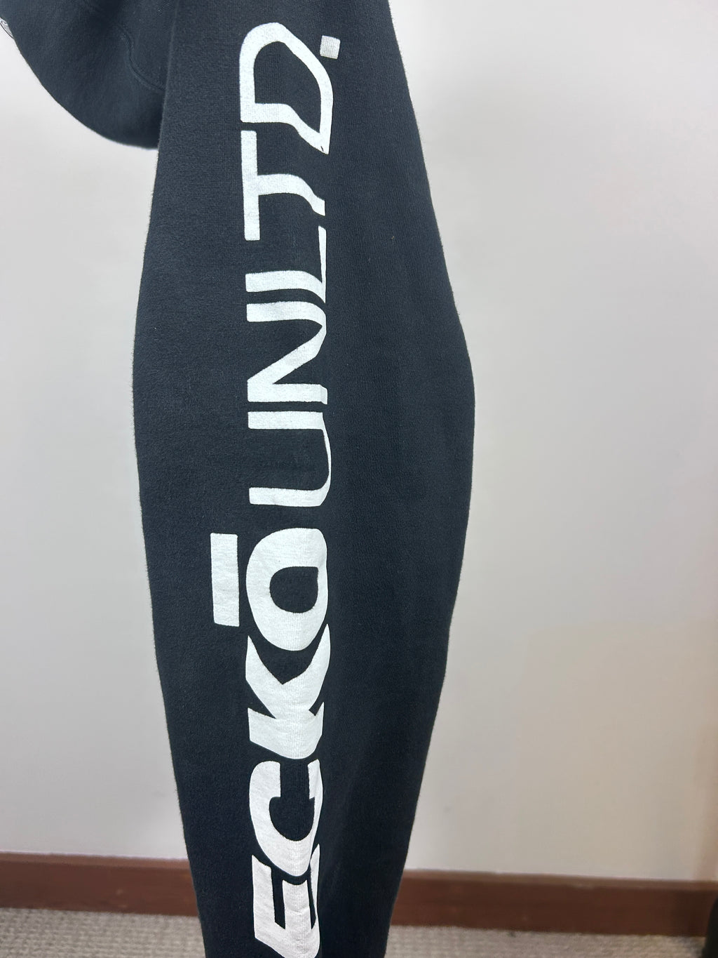 Ecko unltd hoodie - size medium