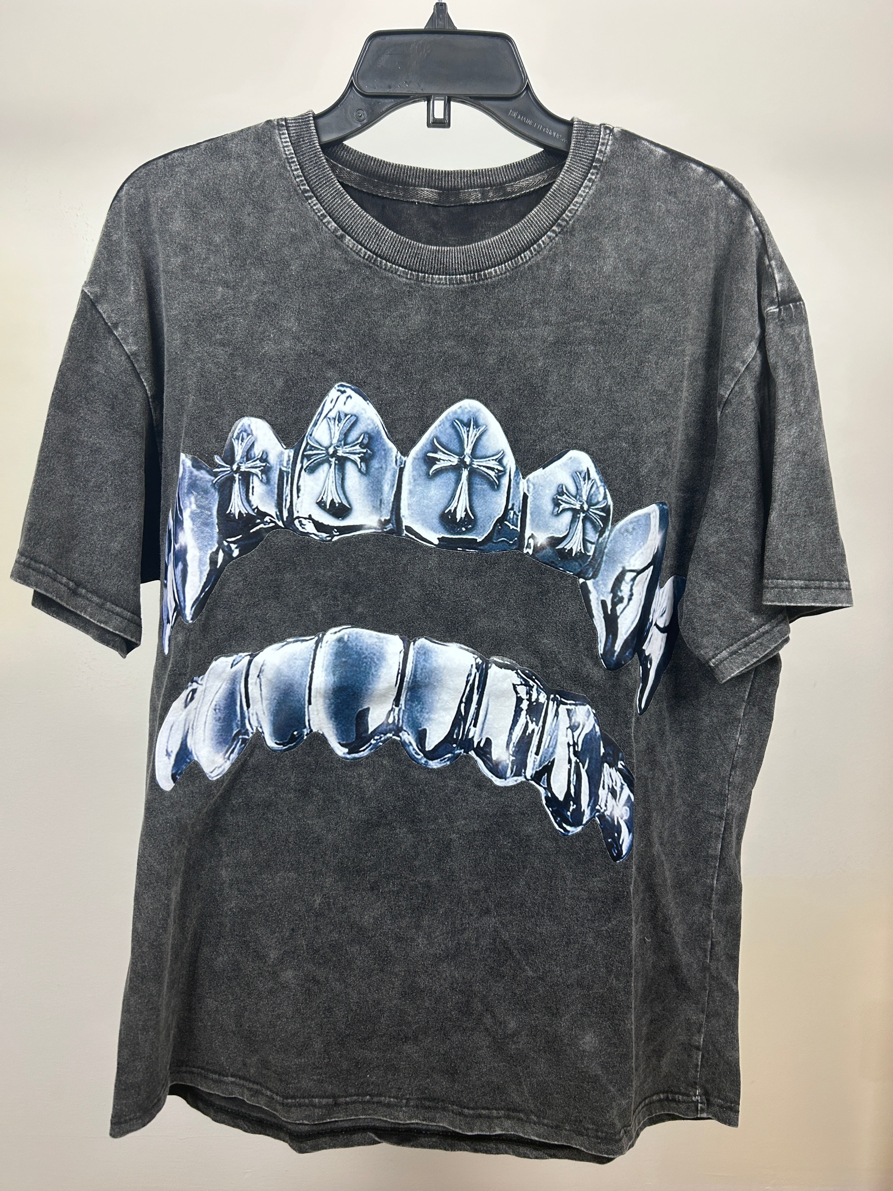 Teeth shirt -size medium grey