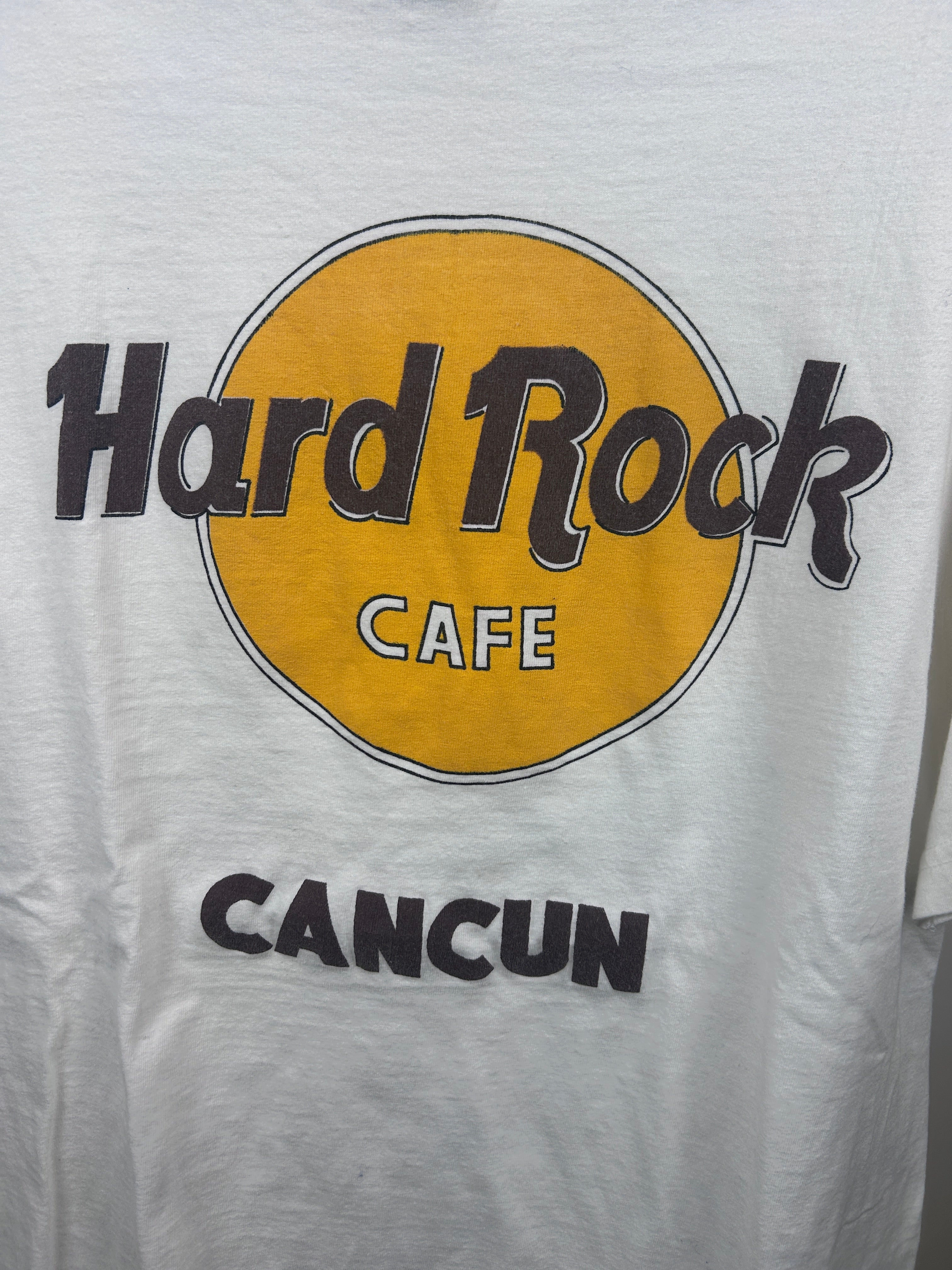Hard Rock Cafe Cancun shirt - size large