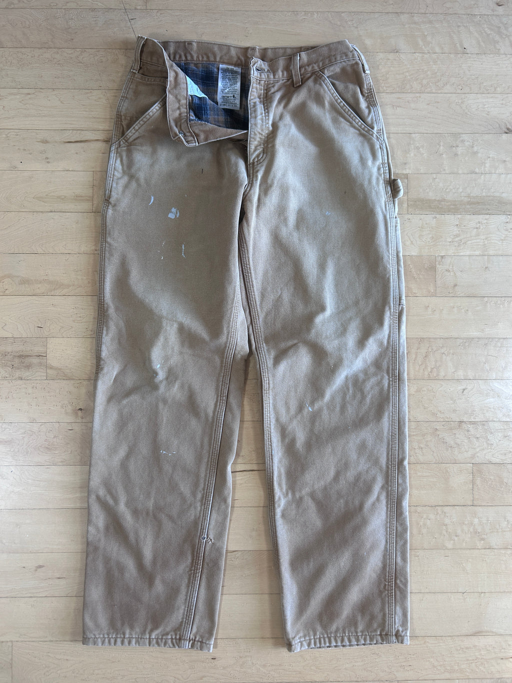Carhartt lined cargos 33x32