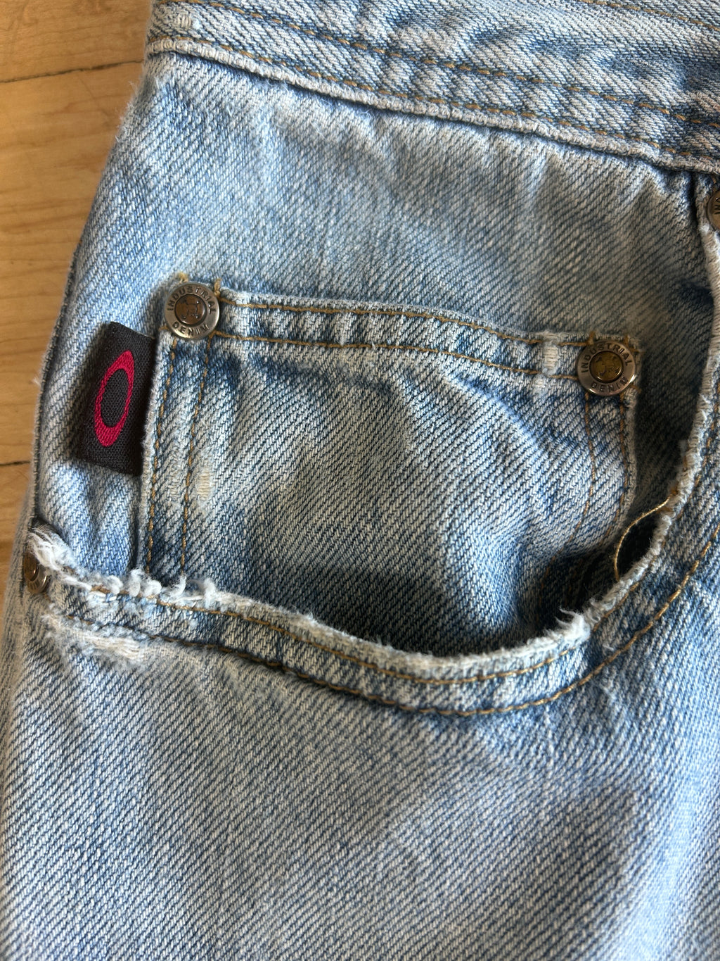 Oakley jeans 32x32