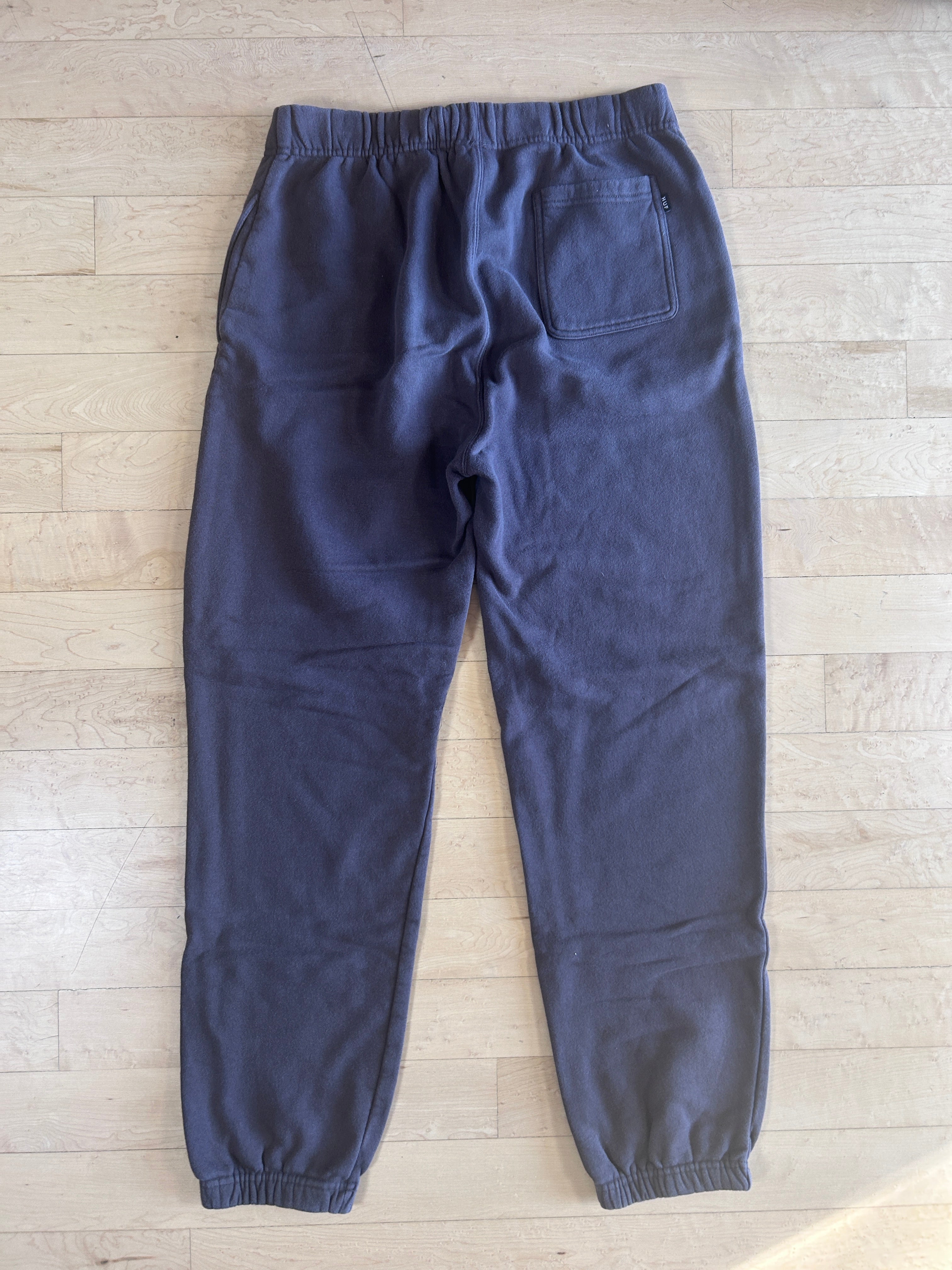 Hufs sweats size medium brown