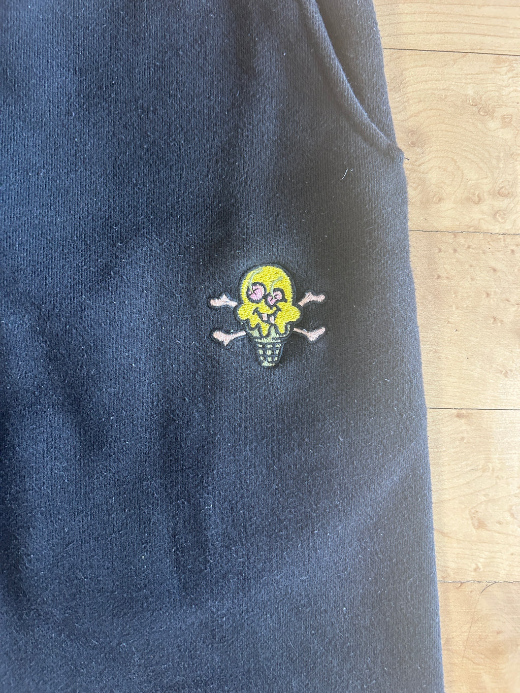 Ice cream sweats medium